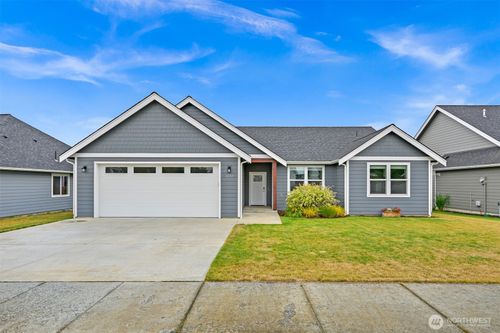 2212 Currant St, Lynden, WA, 98264-8615 | Card Image