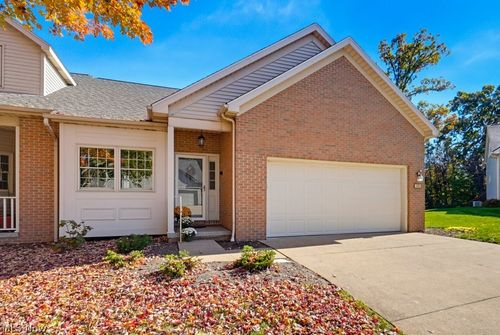 4518 Amberidge Ave Nw, Canton, OH, 44708-6200 | Card Image