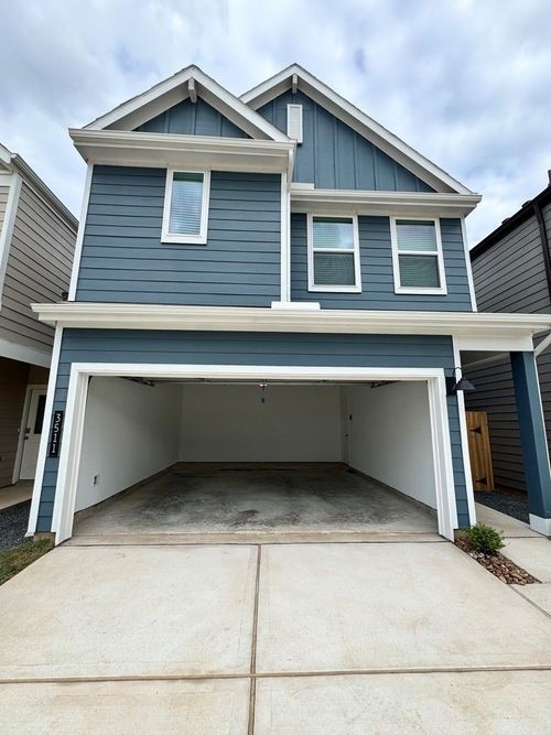 3511 Blackbird Ln, Katy, TX, 77494-8904 | Card Image