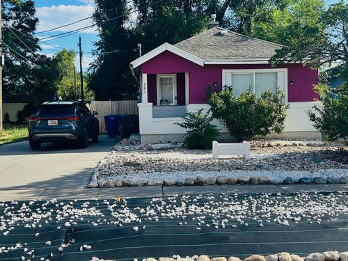 221 32nd St, Ogden, UT, 84401-3915 | Card Image