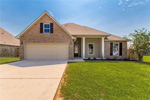 42298 Wood Avenue, Ponchatoula, LA, 70454 | Card Image