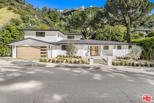 1902 Roscomare Road, Los Angeles, CA, 90077 | Card Image