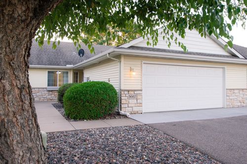 5667 Lambert Ave Ne, Albertville, MN, 55301-3917 | Card Image