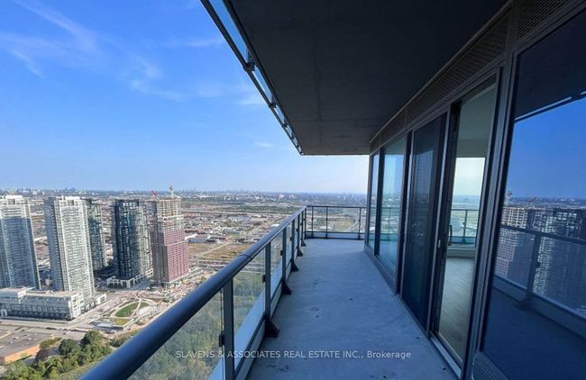 4912 - 7890 Jane St, Condo with 2 bedrooms, 2 bathrooms and null parking in Concord ON | Image 13