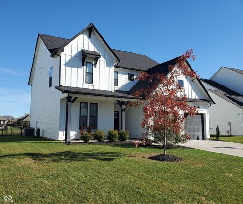 1935 S Reilly Ln, New Palestine, IN, 46163-8561 | Card Image