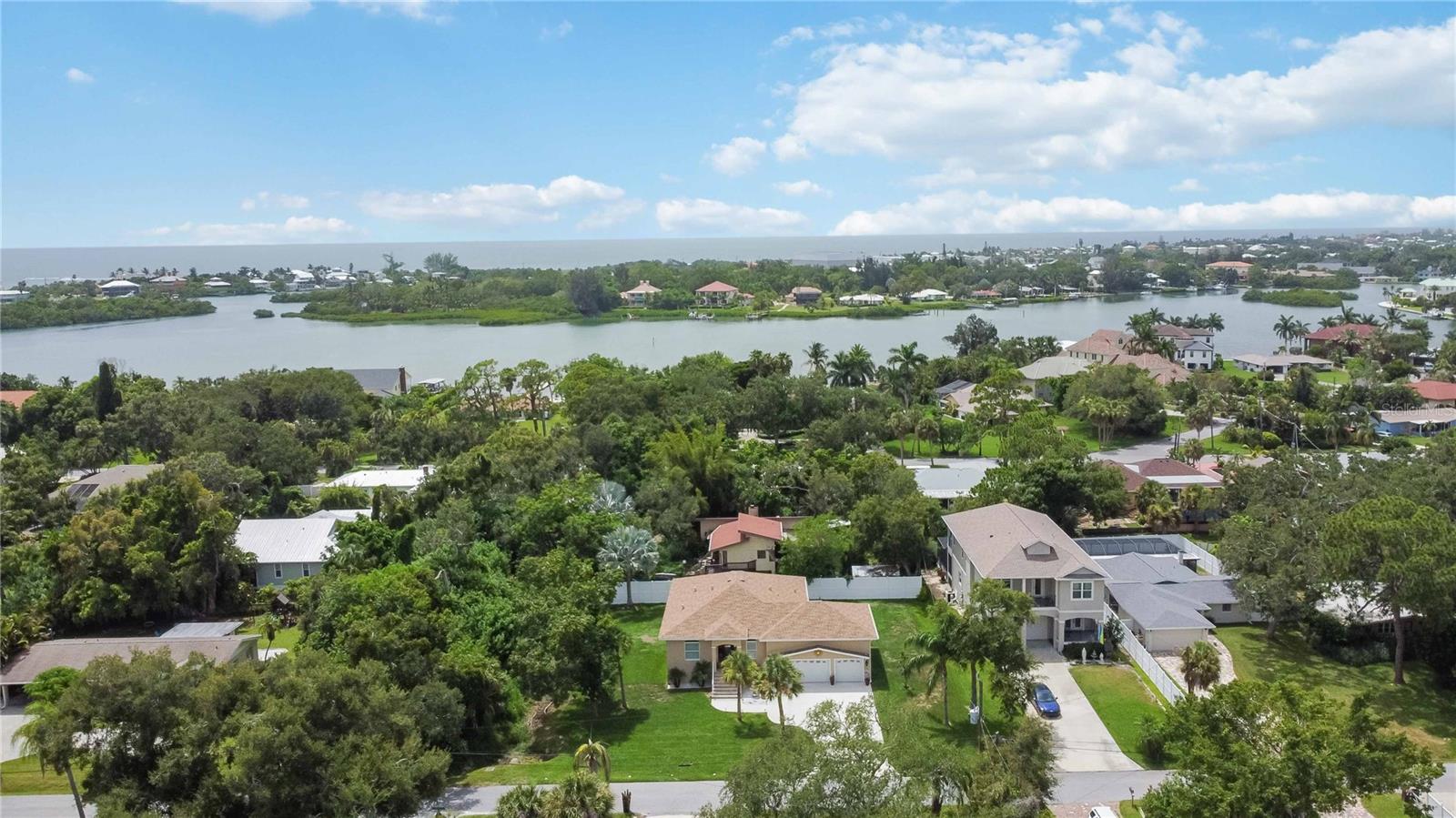 Pameto Rd, Nokomis, FL 34275