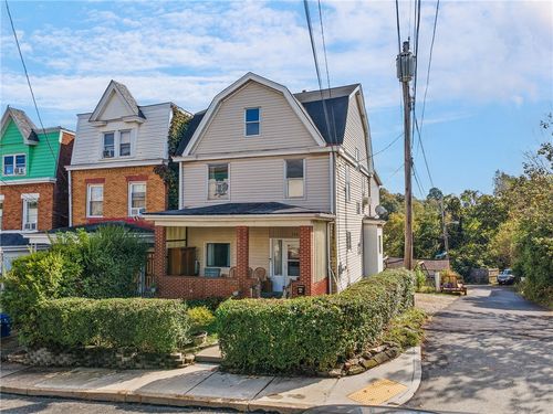 748 Hazelwood Ave, Pittsburgh, PA, 15217-2807 | Card Image