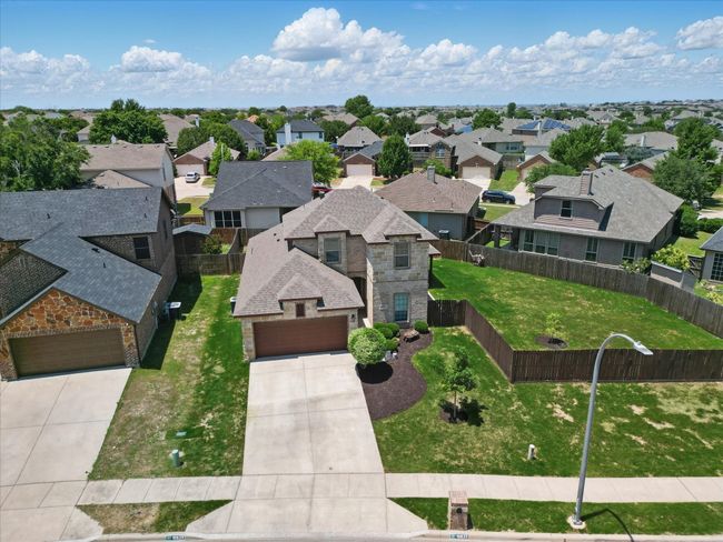 Aerial view of residential area | Image 37