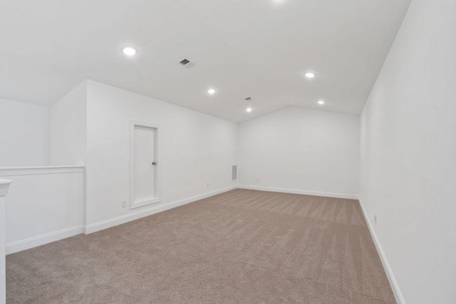 Tons of space! | Image 27