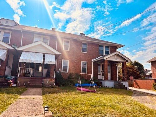 1017 Pennsylvania Ave, Clairton, PA, 15025-2323 | Card Image