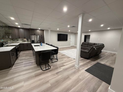 659 Star Hill Dr, Altoona, PA, 16601-7225 | Card Image