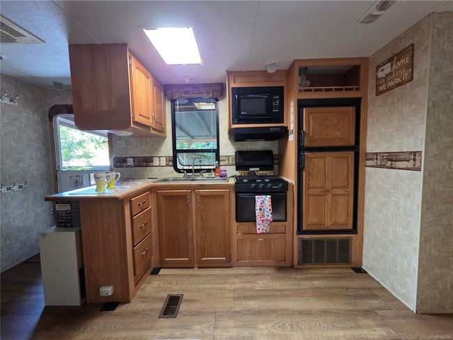 Full in-door kitchen | Image 35