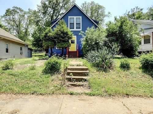 1511 W Walnut St, Independence, MO, 64050-3549 | Card Image