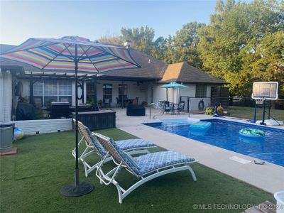 982 Knight Drive, House other with 4 bedrooms, 3 bathrooms and null parking in Durant OK | Image 3