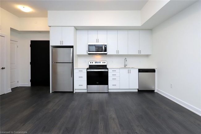 202 - 3200 William Coltson Ave, House attached with 1 bedrooms, 1 bathrooms and 1 parking in Oakville ON | Image 7