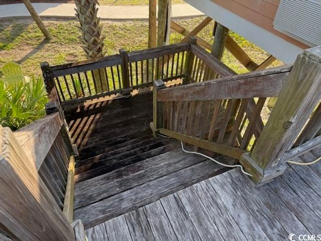 View of wooden terrace | Image 5