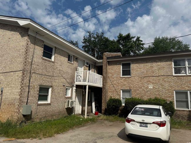 View of building exterior | Image 6