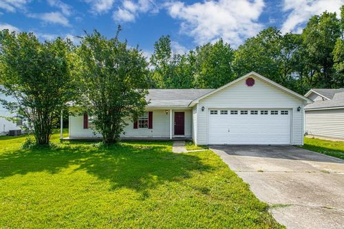 51 Fieldcrest Cir, Cabot, AR, 72023-8470 | Card Image