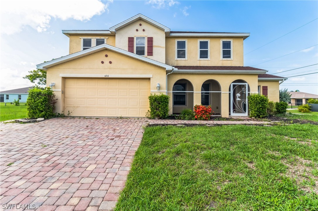 11th St, Cape Coral, FL 33993