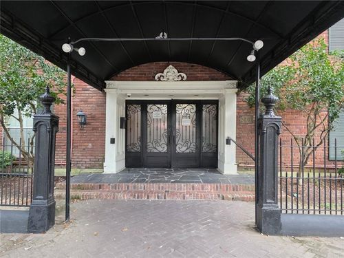 308-3201 Saint Charles Ave, New Orleans, LA, 70115-4562 | Card Image