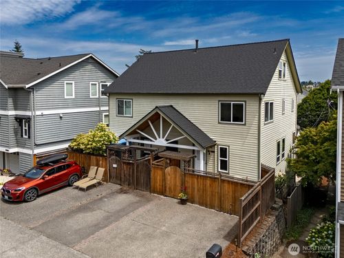 apt-c-3633 22nd Ave W, Seattle, WA, 98199-2397 | Card Image