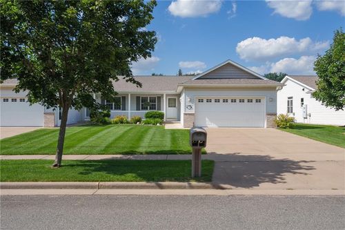 1706 Mitchell Ave, Eau Claire, WI, 54701-7752 | Card Image