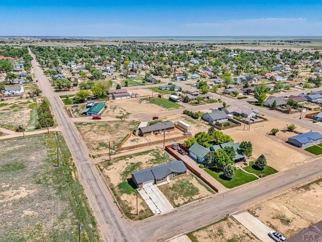 527 Mountain View Dr, House other with 3 bedrooms, 2 bathrooms and 2 parking in Ordway CO | Image 28