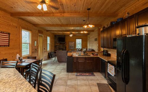 15003 237th Dr, Live Oak, FL, 32060-5771 | Card Image