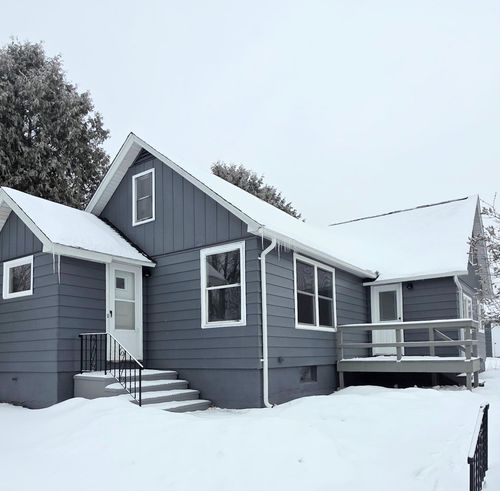 114 Louisiana Ave W, Gilbert, MN, 55741-8117 | Card Image