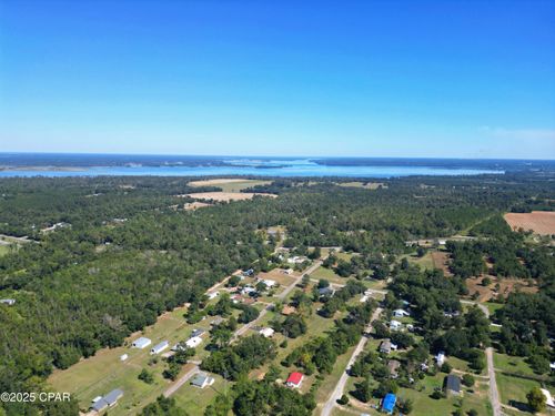 7868 Suellen St, Sneads, FL, 32460-2126 | Card Image