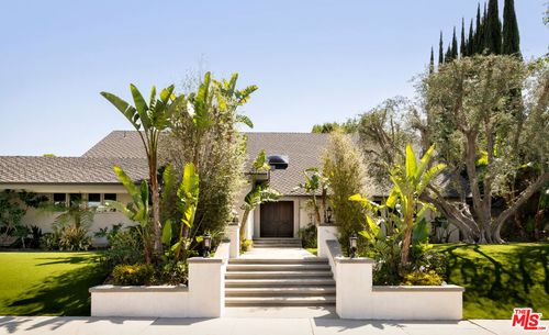 19714 Komar Dr, Tarzana, CA, 91356 | Card Image