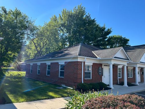 bldg-e-104-68 N High St, New Albany, OH, 43054-8915 | Card Image