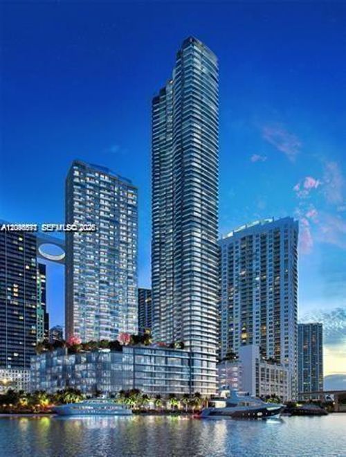 1605-77 Se 5th St, Miami, FL, 33131-2507 | Card Image