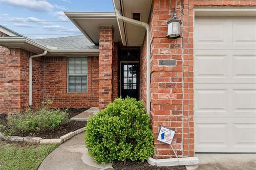 4925 Nw 164th Ter, Edmond, OK, 73013-9457 | Card Image