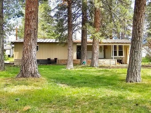 2383 Blue Pool Way, Chiloquin, OR, 97624-8732 | Card Image