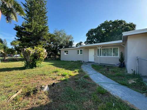 1624 Boardman Ave, Mangonia Park, FL, 33407-2106 | Card Image