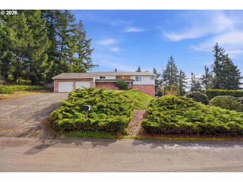 14100 Se 215th Ct, Damascus, OR, 97089-7214 | Card Image