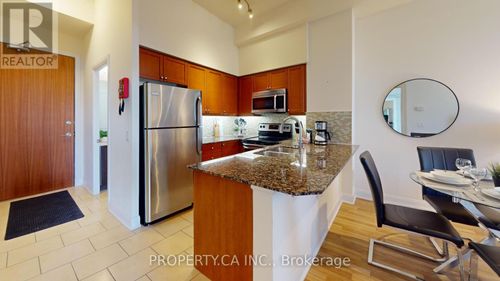 210a-4700 Highway 7 Road, Vaughan (East Woodbridge), ON, L4L0B4 | Card Image