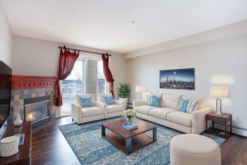 211-17 Country Village Bay Ne, Calgary, AB, T3K5Z3 | Card Image