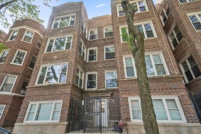 2 - 7650 N Greenview Avenue, Condo with 2 bedrooms, 1 bathrooms and null parking in Chicago IL | Image 1