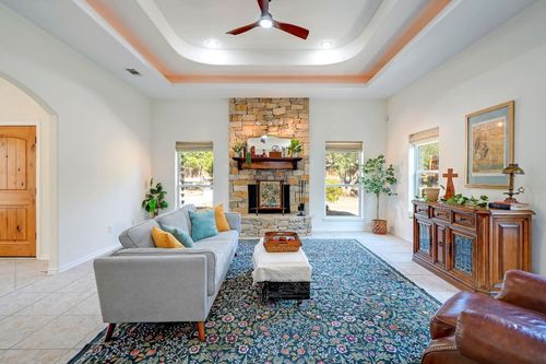 45 Long Bow Ln, Wimberley, TX, 78676-2129 | Card Image