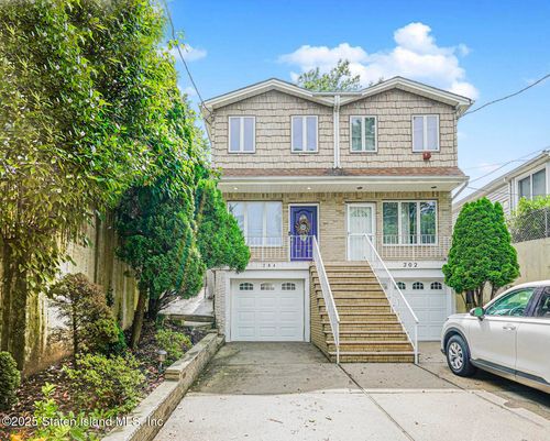 204 Lindenwood Rd, Staten Island, NY, 10308-2714 | Card Image