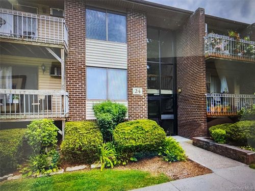 241 Country Club Ln, Pomona, NY, 10970-2509 | Card Image