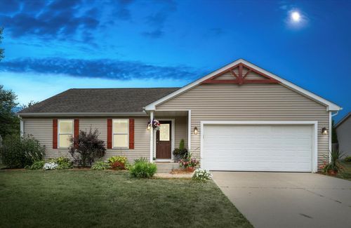 69698 Fox Xing, Edwardsburg, MI, 49112-8759 | Card Image