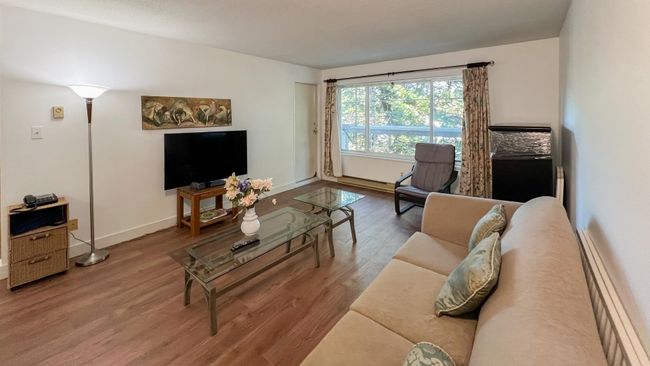 203 - 3883 Laurel Street, Condo with 1 bedrooms, 1 bathrooms and 1 parking in Burnaby BC | Image 5