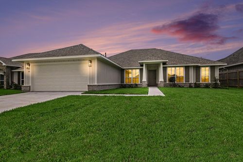 720 Greystone Ln, Angleton, TX, 77515-1221 | Card Image