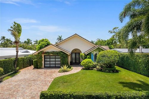 1228 Diana Ave, NAPLES, FL, 34103-4567 | Card Image