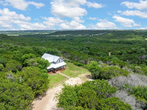 8395 State Highway 22, Meridian, TX, 76665-2927 | Card Image