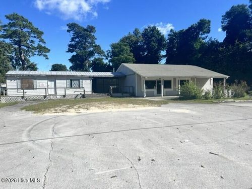 684 Nine Foot Road, Newport, NC, 28570 | Card Image