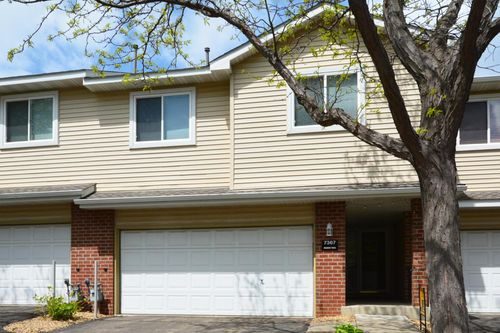 7367 Braden Trl, Inver Grove Heights, MN, 55076-2353 | Card Image